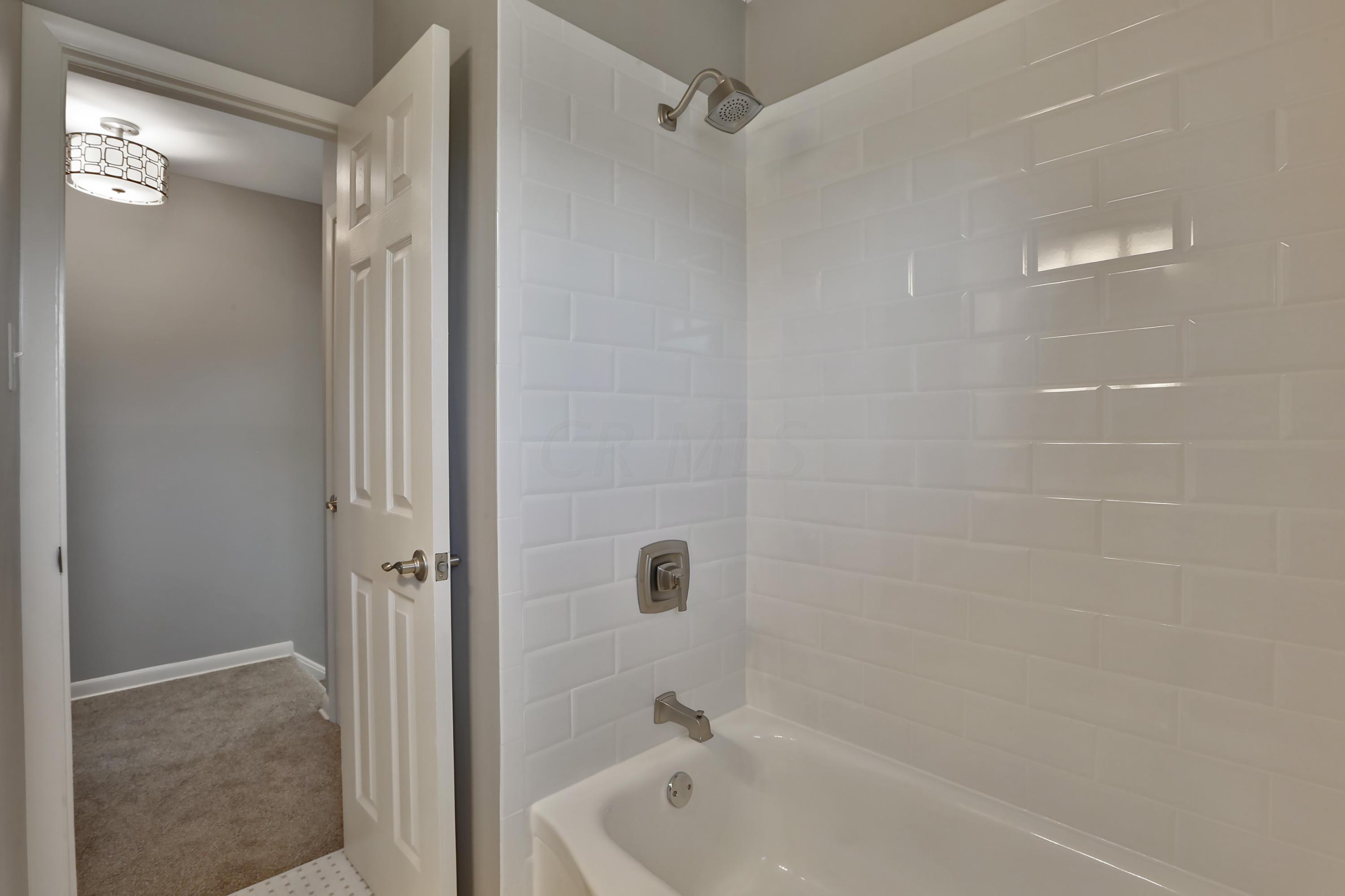 1088 Afton Road Columbus, OH 43221 - Photo 23 of 36 Gallery Image 23