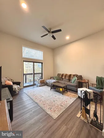 $2,300 | 3211 Champions Drive, Wilmington, DE 19808