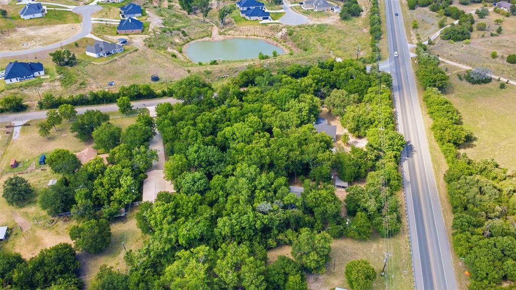 103 Calhoun Bend Azle, TX 76020 - Photo 24 of 26 Gallery Image 24