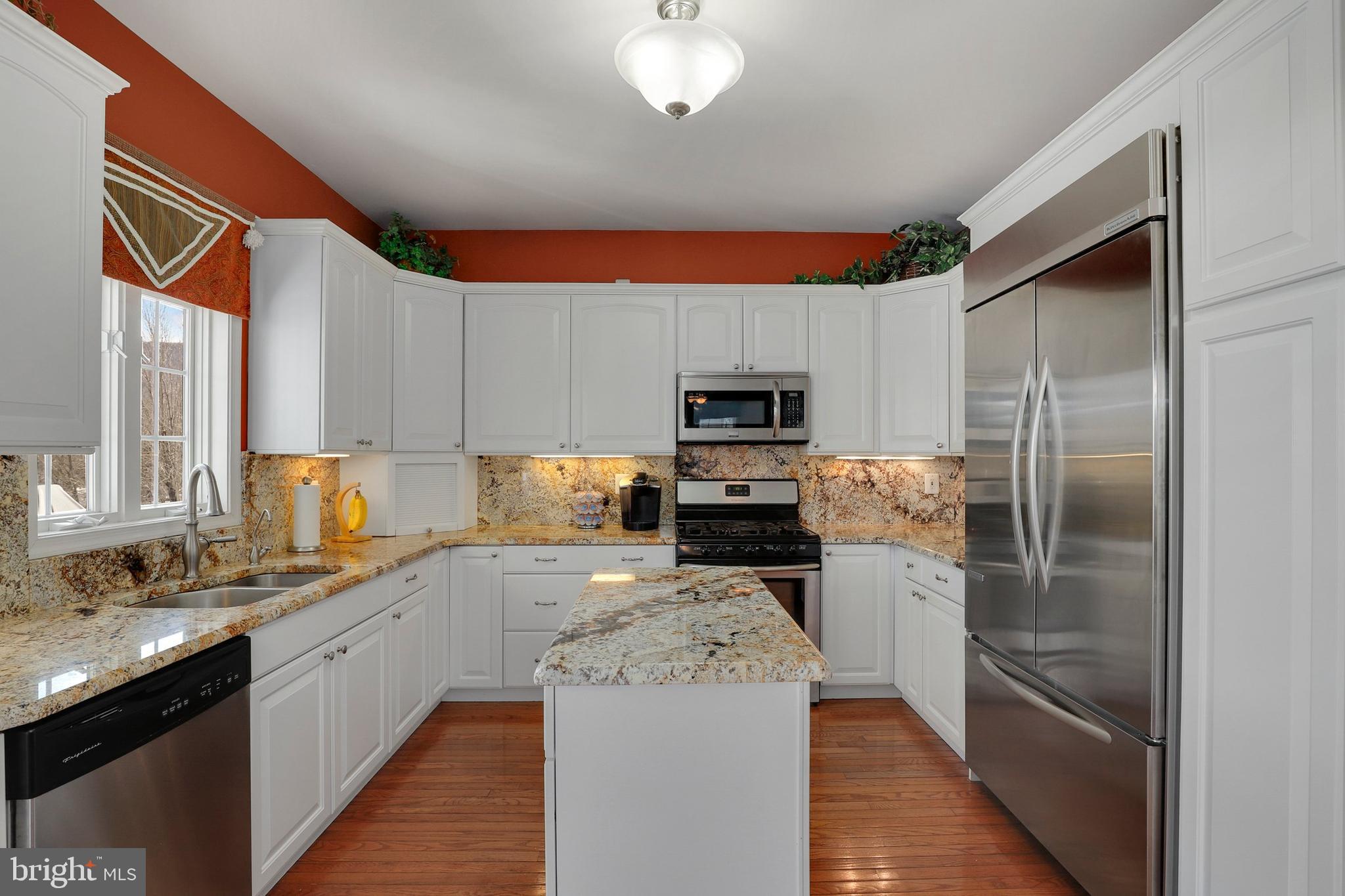 8591 Hollow Road Middletown, MD 21769 - Photo 8 of 62
