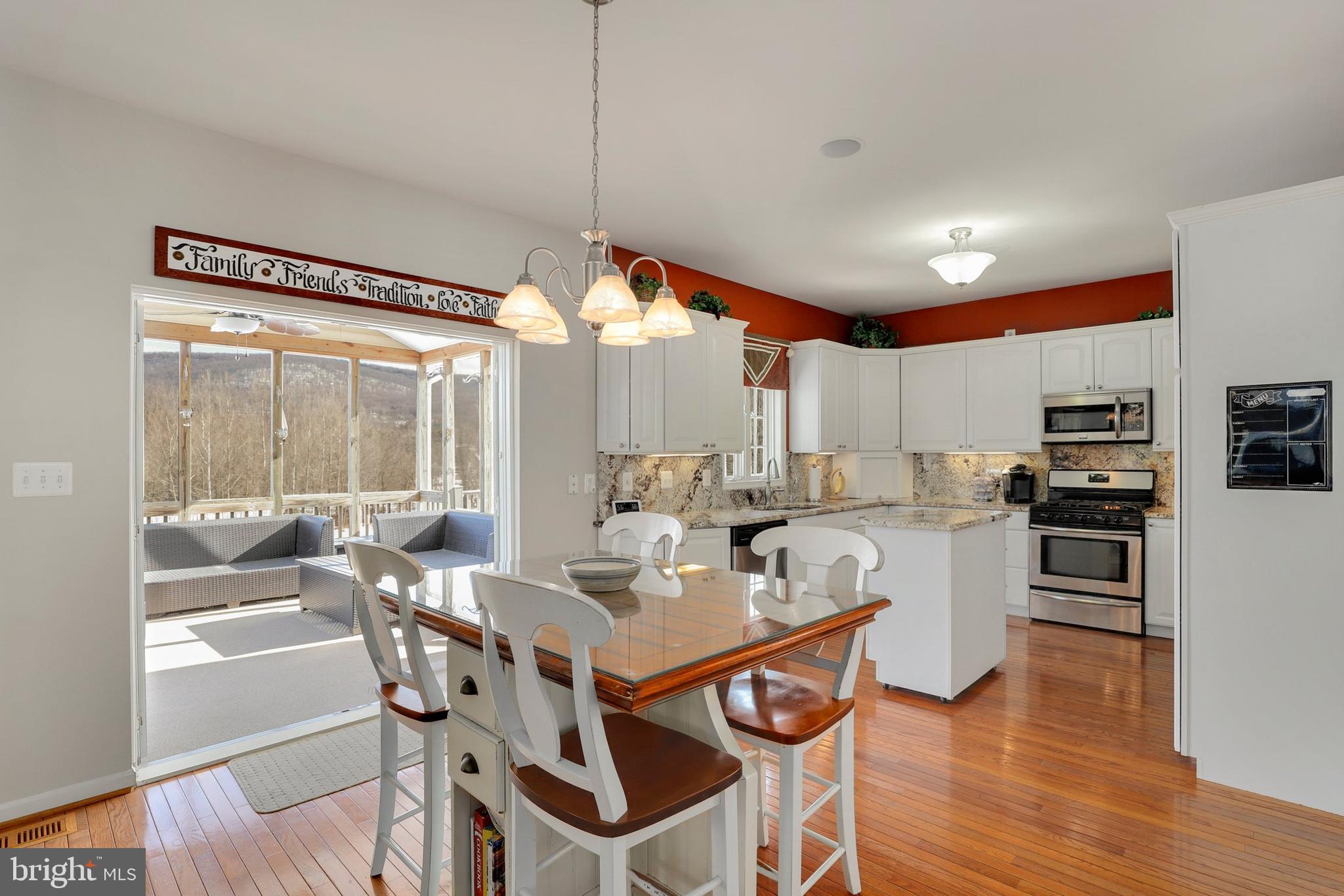8591 Hollow Road Middletown, MD 21769 - Photo 10 of 62