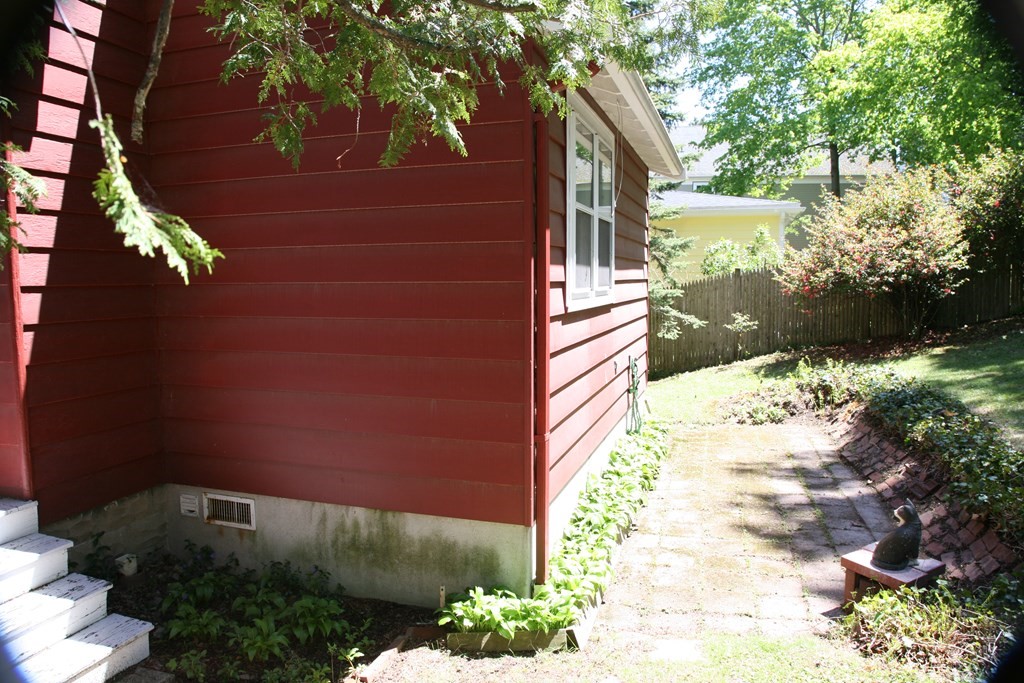 14 Farmer Road Arlington, MA 02476 - Photo 8 of 42 Gallery Image 8