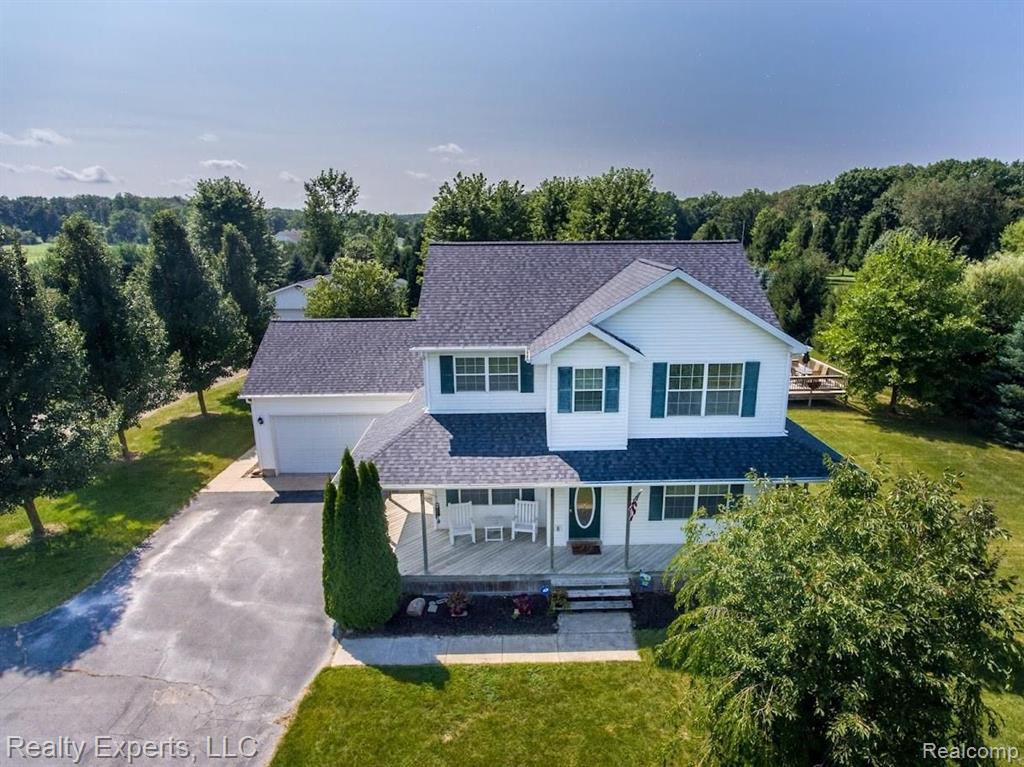12836 Roepke Road Gregory, MI 48137 - Photo 2 of 37