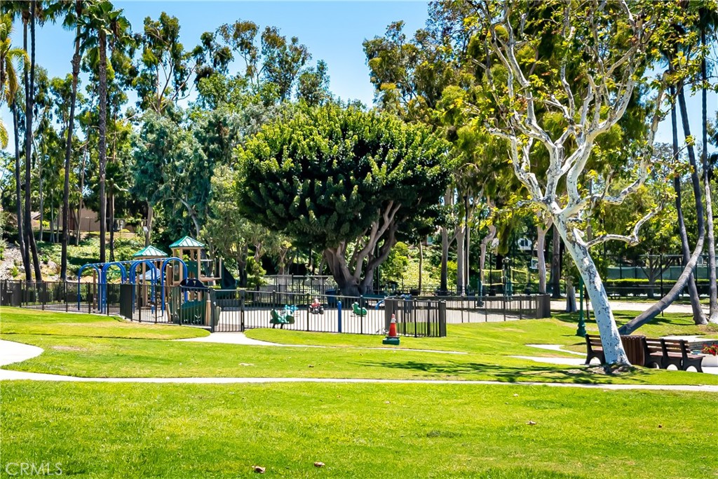 24722 Vía Del Rio Lake Forest, CA 92630 - Photo 54 of 56