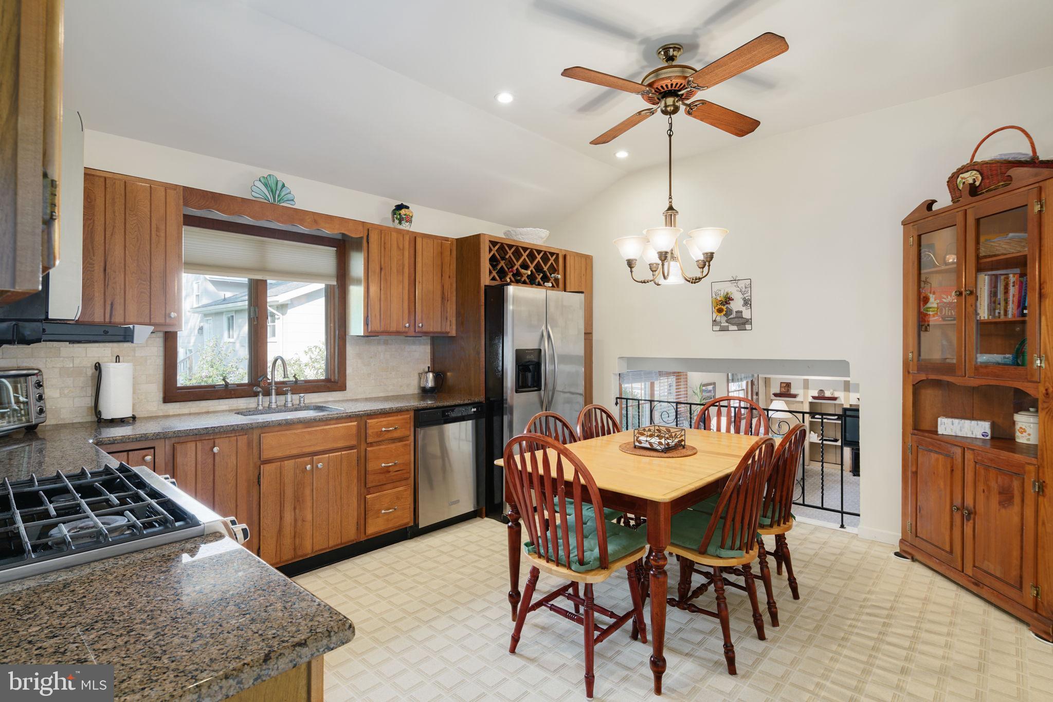 904 Knight Road Cherry Hill, NJ 08034 - Photo 21 of 40