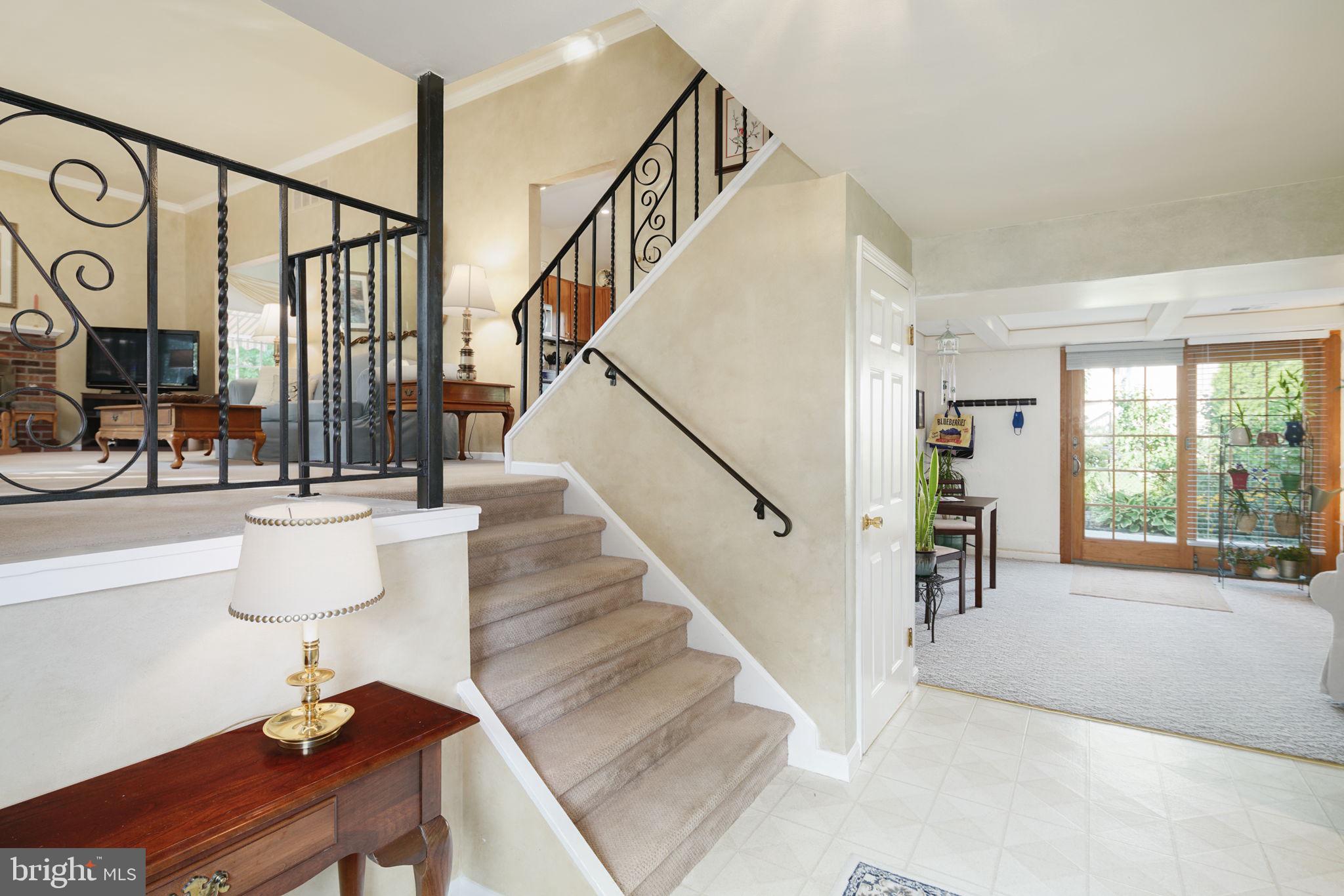 904 Knight Road Cherry Hill, NJ 08034 - Photo 5 of 40