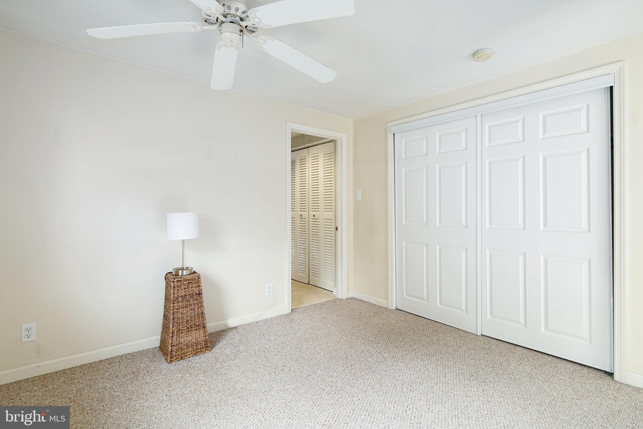 904 Knight Road Cherry Hill, NJ 08034 - Photo 10 of 40