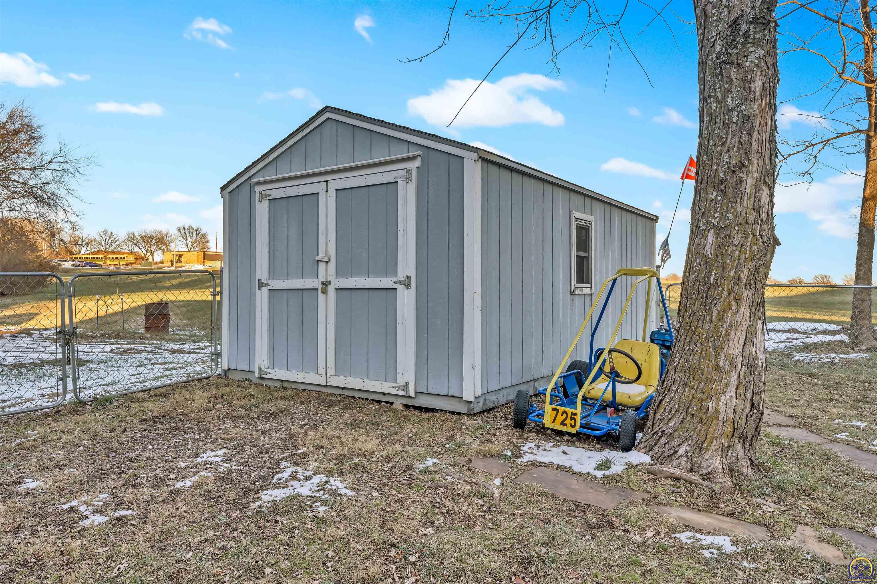 6946 Southeast Berryton Road Berryton, KS 66409 - Photo 39 of 40