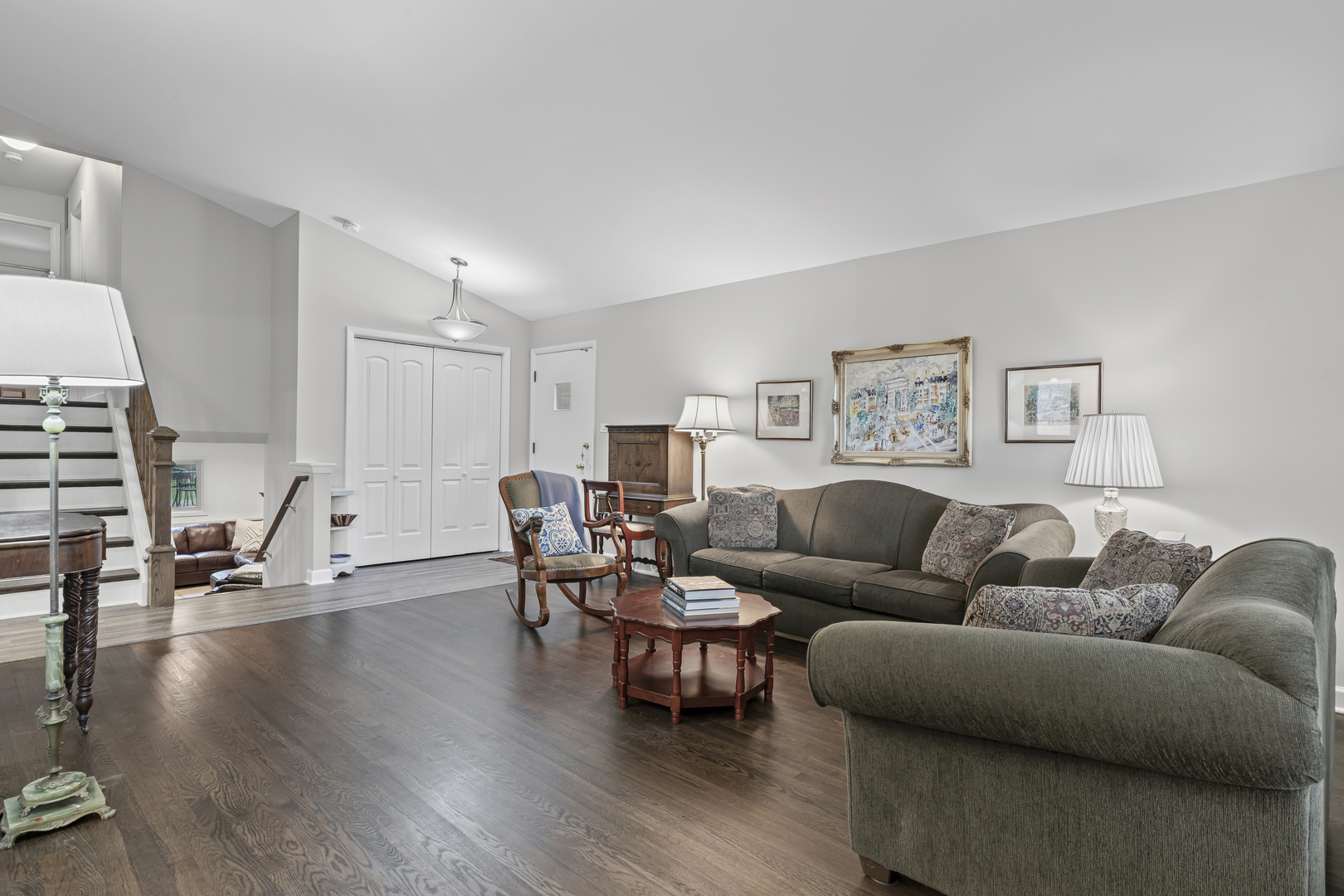 619 Leamington Avenue Wilmette, IL 60091 - Photo 3 of 19 a living room with furniture and a wooden floor