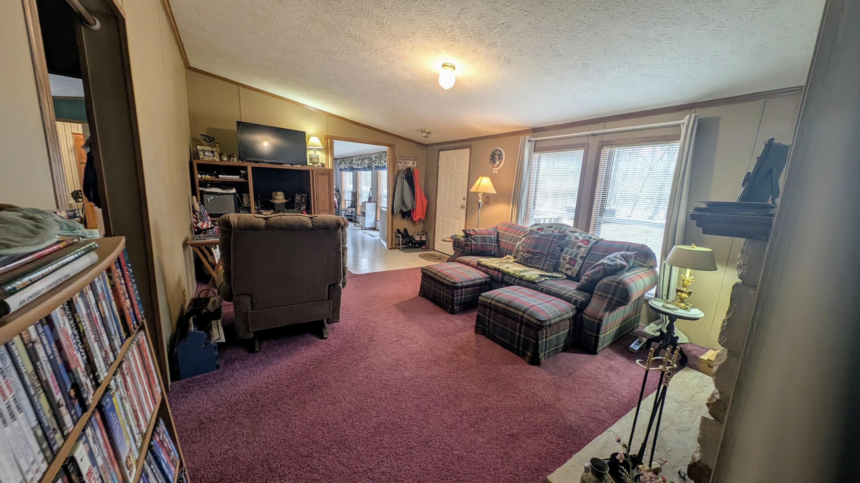 2299 Kent Road Rothbury, MI 49452 - Photo 6 of 32 LR3