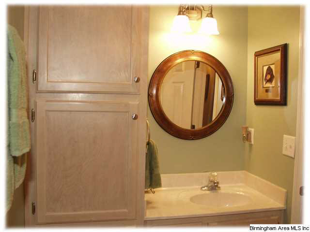 121 Cambridge Pointe Circle Alabaster, AL 35007 - Photo 15 of 22