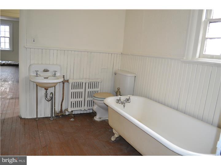 413 St Davids Road St. Davids, PA 19087 - Photo 21 of 24 Gallery Image 21