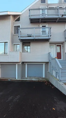 $210,000 | 105 Tremont Avenue, Unit B, Bridgeport, CT 06606