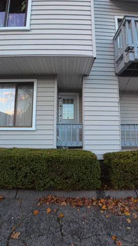 $210,000 | 105 Tremont Avenue, Unit B, Bridgeport, CT 06606