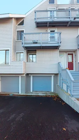 $210,000 | 105 Tremont Avenue, Unit B, Bridgeport, CT 06606