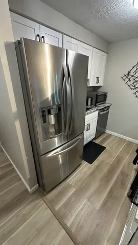 $210,000 | 105 Tremont Avenue, Unit B, Bridgeport, CT 06606