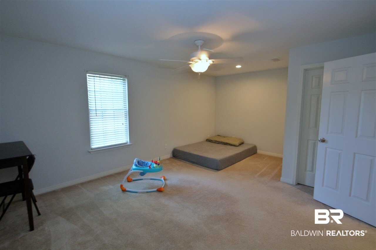 107 Avon Circle East Daphne, AL 36526 - Photo 14 of 24