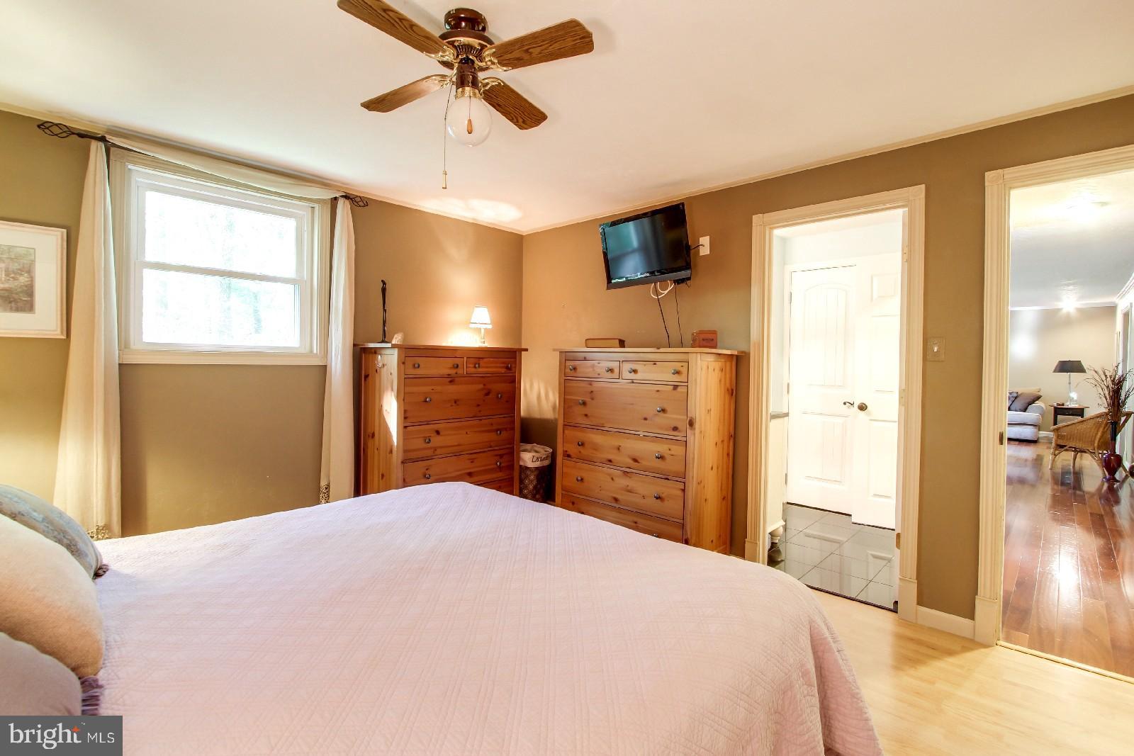179 Pickett Road Dover, PA 17315 - Photo 11 of 26 Gallery Image 11