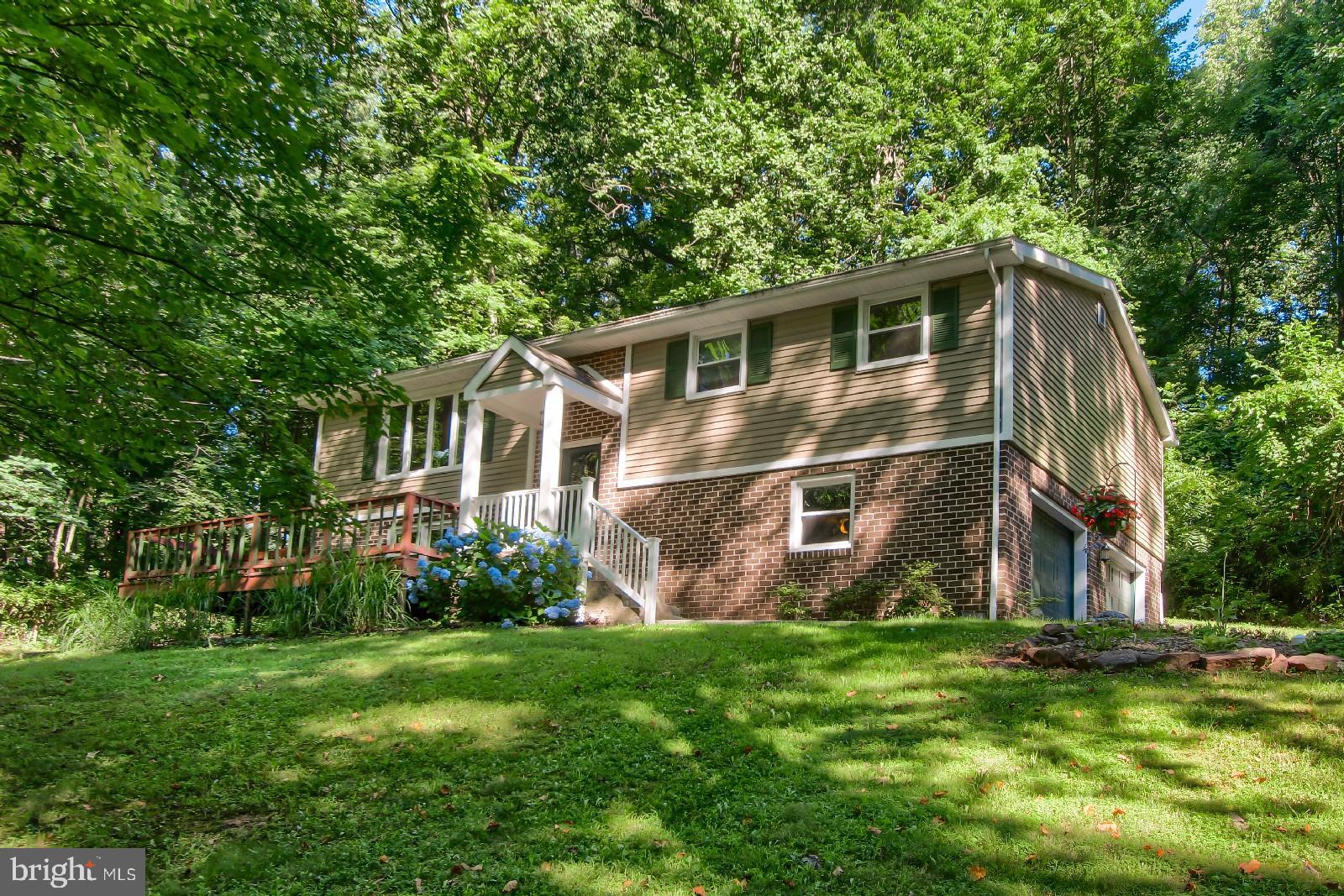 179 Pickett Road Dover, PA 17315 - Photo 25 of 26 Gallery Image 25