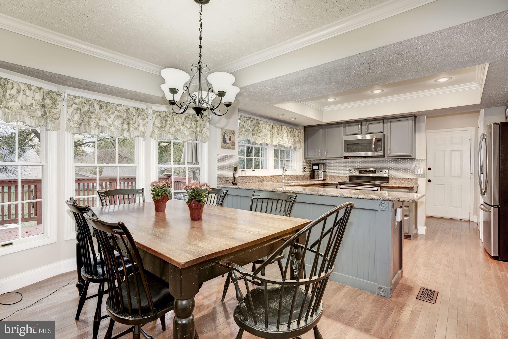 105 Rector Street Sterling, VA 20164 - Photo 8 of 30 Kitchen