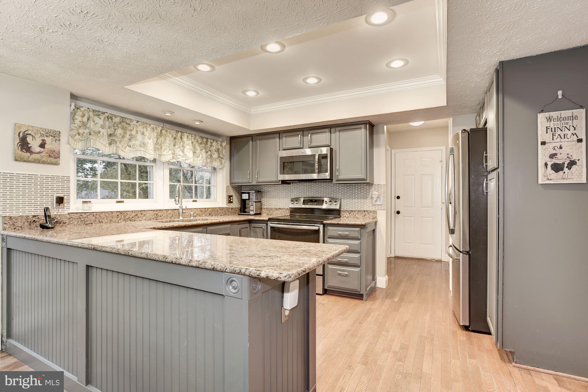 105 Rector Street Sterling, VA 20164 - Photo 9 of 30 Kitchen