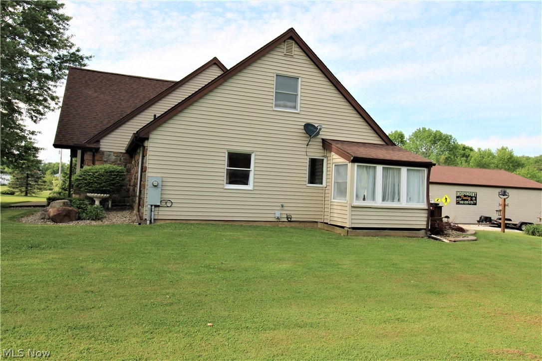 9583 Kile Road Chardon, OH 44024 - Photo 6 of 35