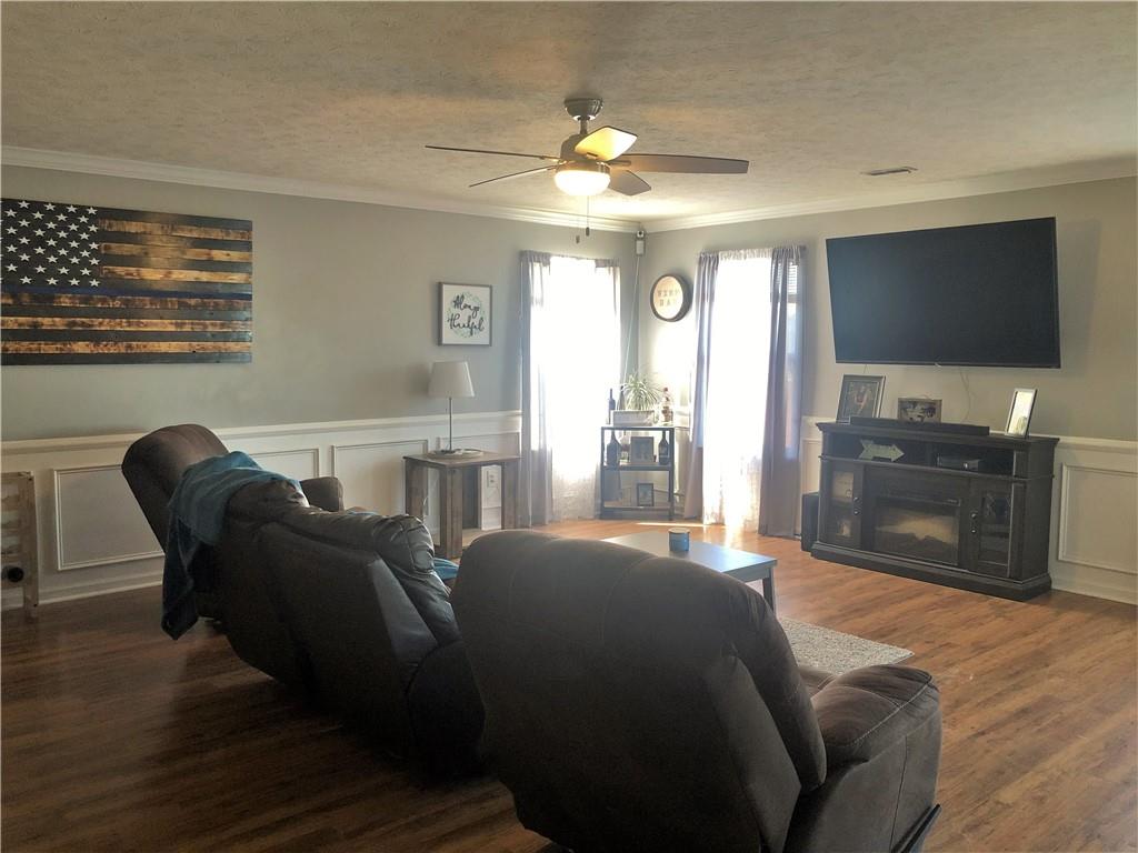 110 Rambling Road Greenfield, IN 46140 - Photo 7 of 13