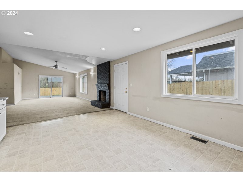 1388 Rhoda Lane Independence, OR 97351 - Photo 13 of 33 Gallery Image 13