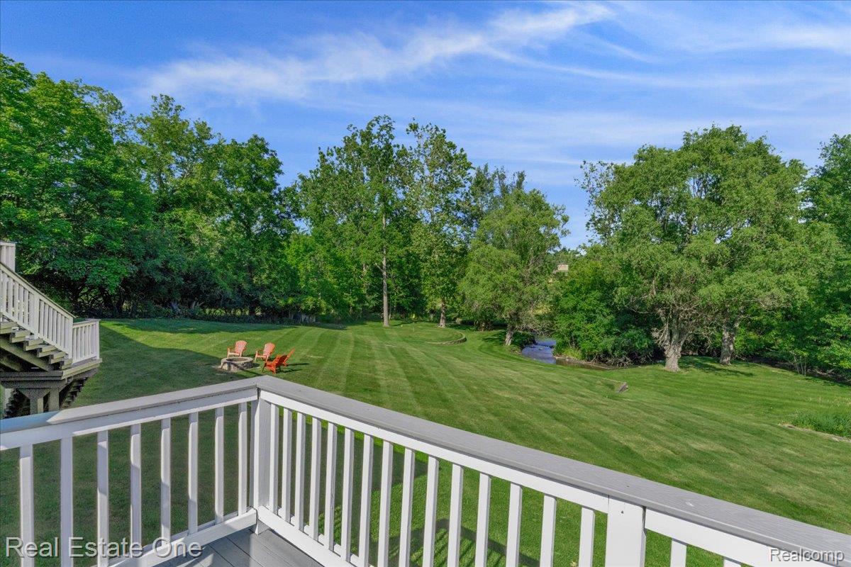 33850 Braebury Ridge Farmington, MI 48331 - Photo 66 of 85 60-33850 Braebury-61.jpg