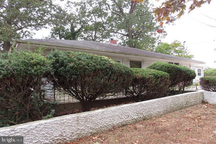 247 Hendricks Road Vineland, NJ 08360 - Photo 2 of 19 Gallery Image 2