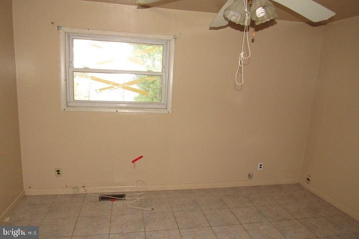 247 Hendricks Road Vineland, NJ 08360 - Photo 17 of 19 Gallery Image 17