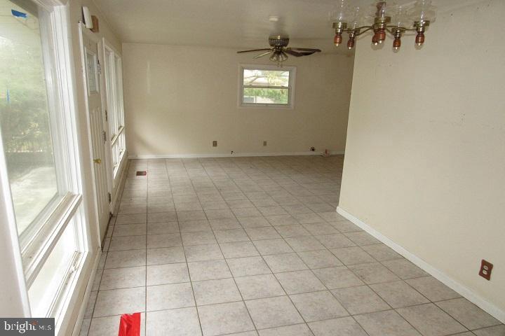 247 Hendricks Road Vineland, NJ 08360 - Photo 7 of 19 Gallery Image 7