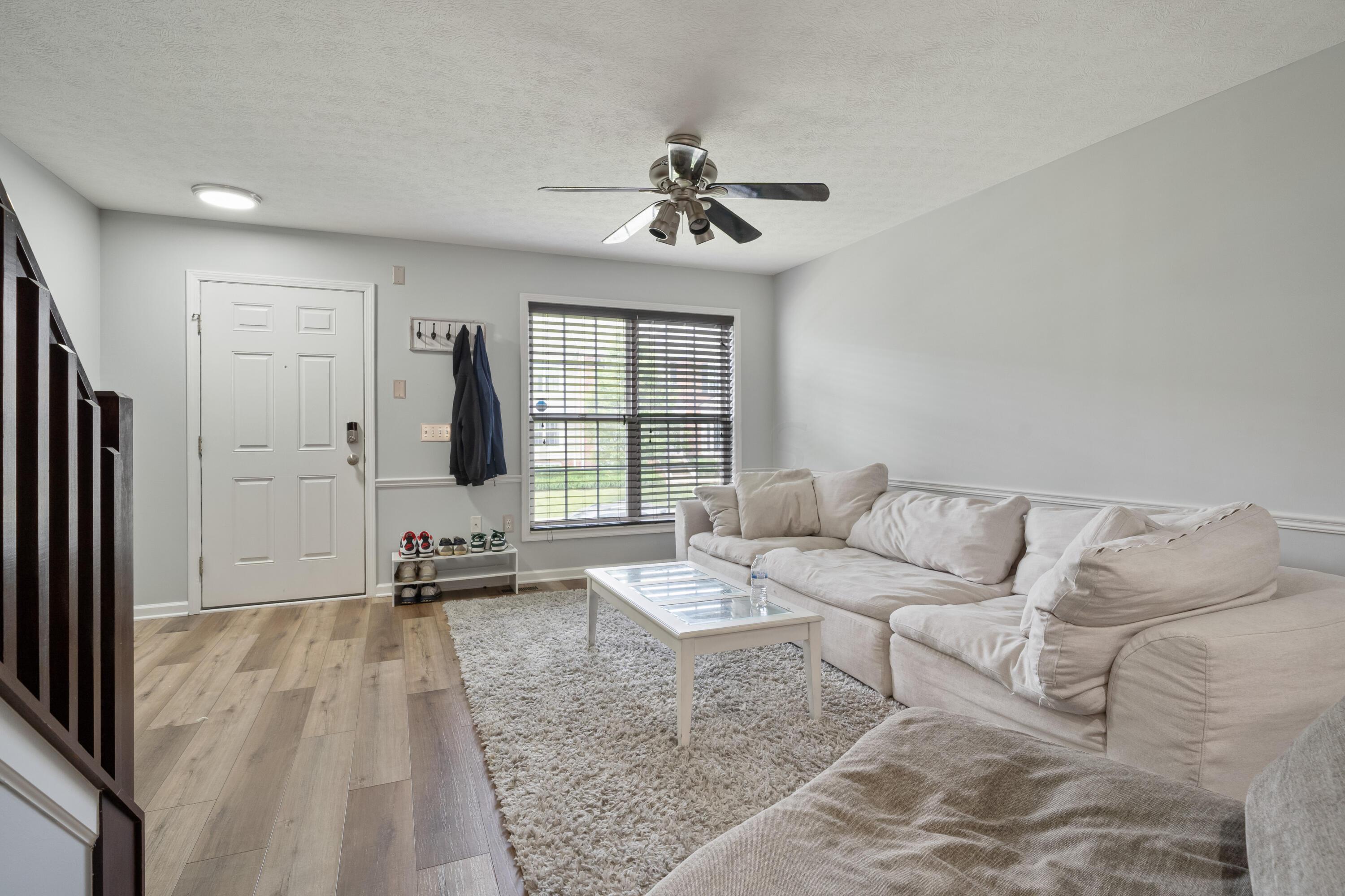 6249 Needletail Road, Unit 32624 Columbus, OH 43230 - Photo 5 of 23 6249 Needletail_MLS_6