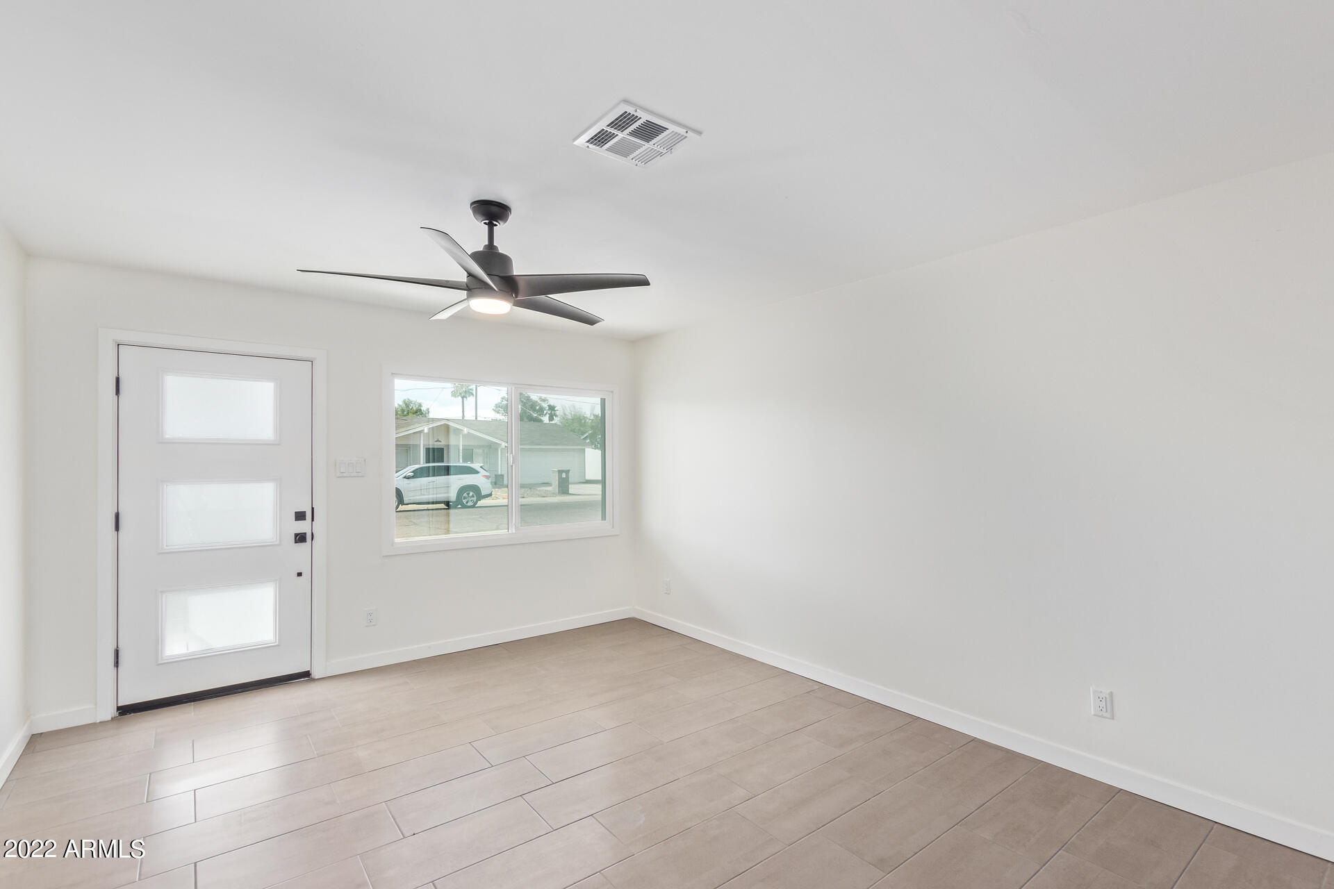 3459 East Presidio Road Phoenix, AZ 85032 - Photo 3 of 21 0024-24 Presideo 3459