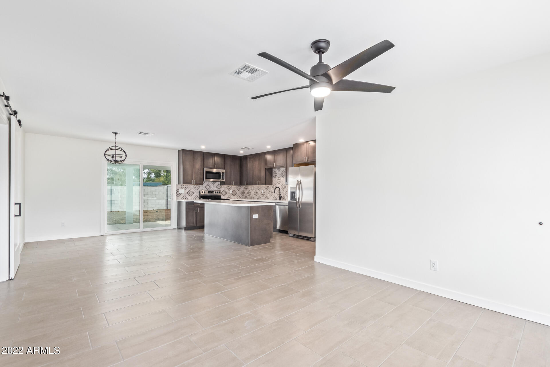 3459 East Presidio Road Phoenix, AZ 85032 - Photo 4 of 21 0008-08 Presideo 3459
