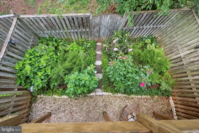 $639,900 | 44004 Florence Terrace, Ashburn, VA 20147