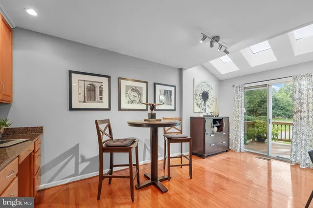 $639,900 | 44004 Florence Terrace, Ashburn, VA 20147