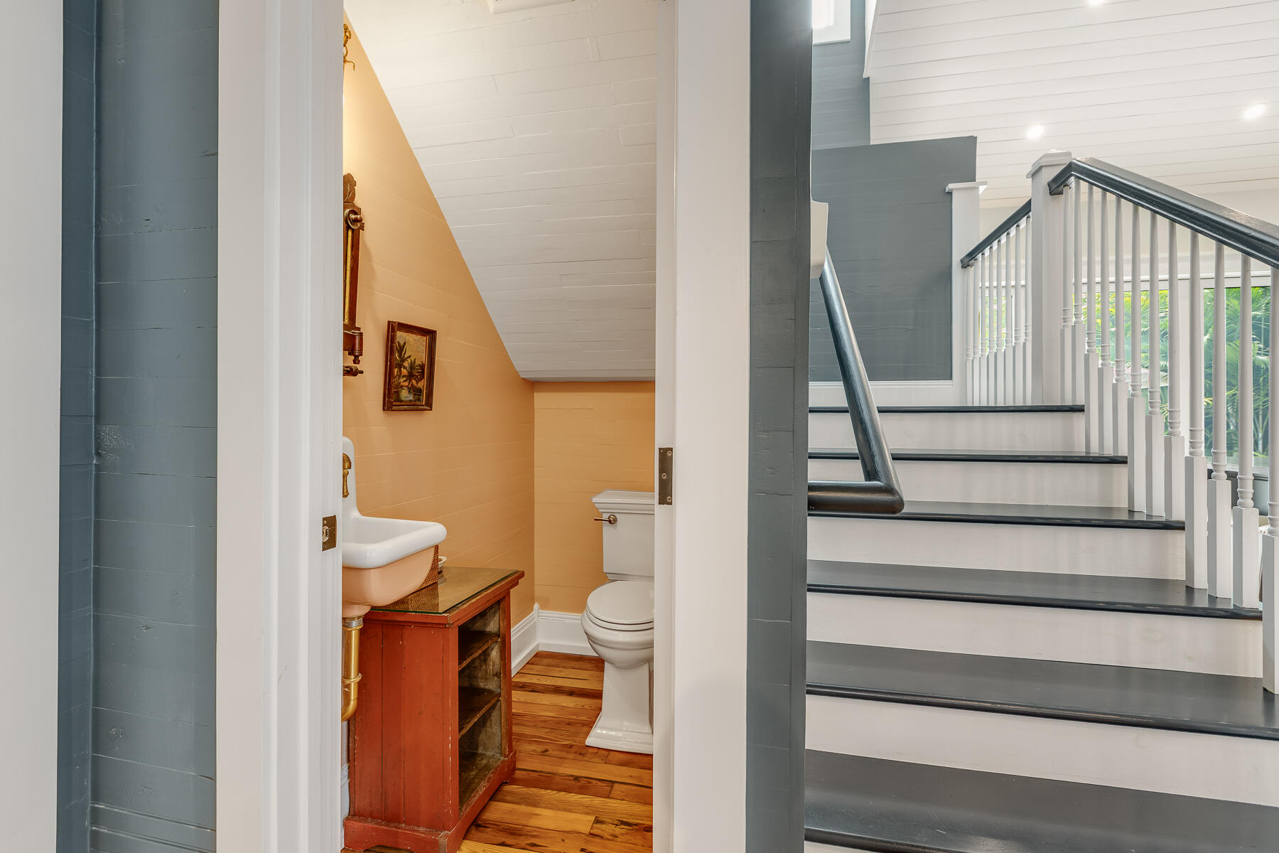 1230 South Street Key West, FL 33040 - Photo 46 of 60 a view of entryway and hall with wooden floor