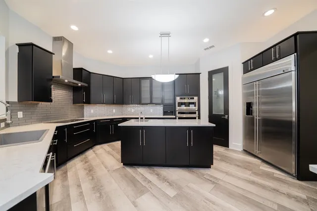 $1,175,000 | 8 Stoneridge Trail, Longview, TX 75605