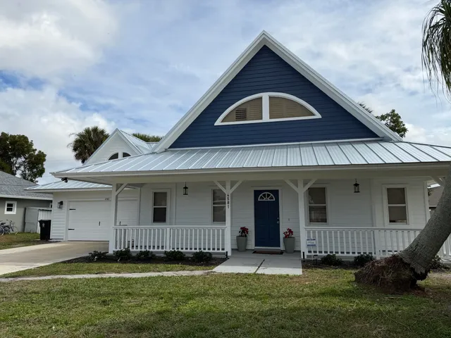 $555,000 | 4581 Southwest Uleta Street, Port St. Lucie, FL 34953