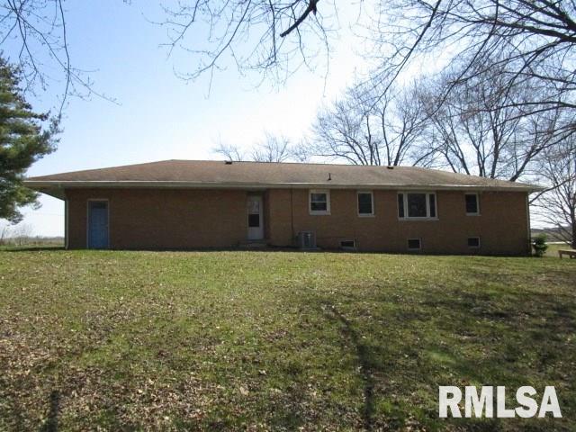 6225 South Cameron Lane Mapleton, IL 61547 - Photo 2 of 15