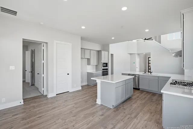 $579,800 | 245 Hidalgo, Boerne, TX 78006