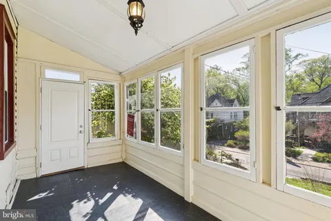 $349,999 | 151 Greenwood Avenue, Wyncote, PA 19095