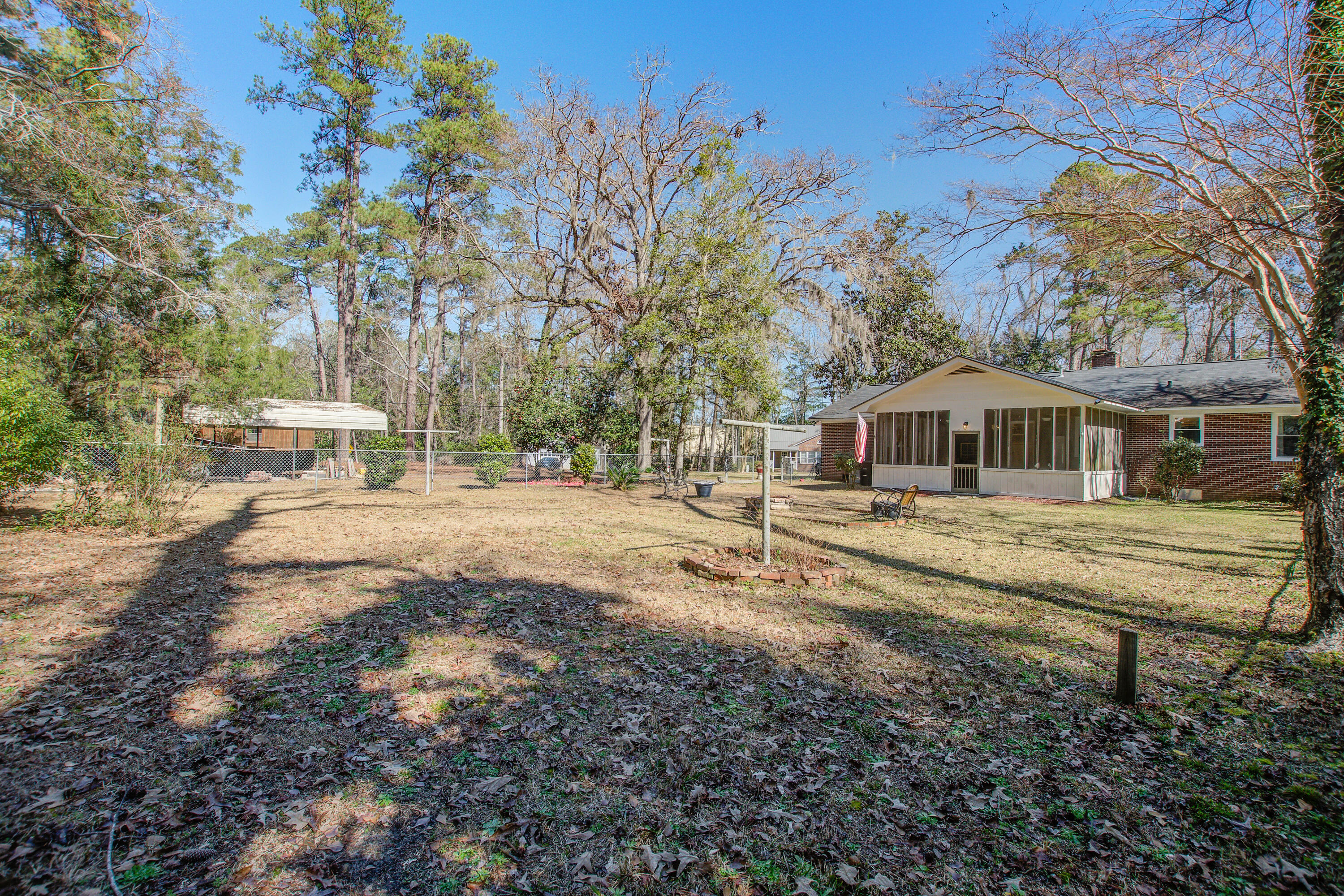 425 Ravenwood Road Walterboro, SC 29488 - Photo 30 of 49 Backyard