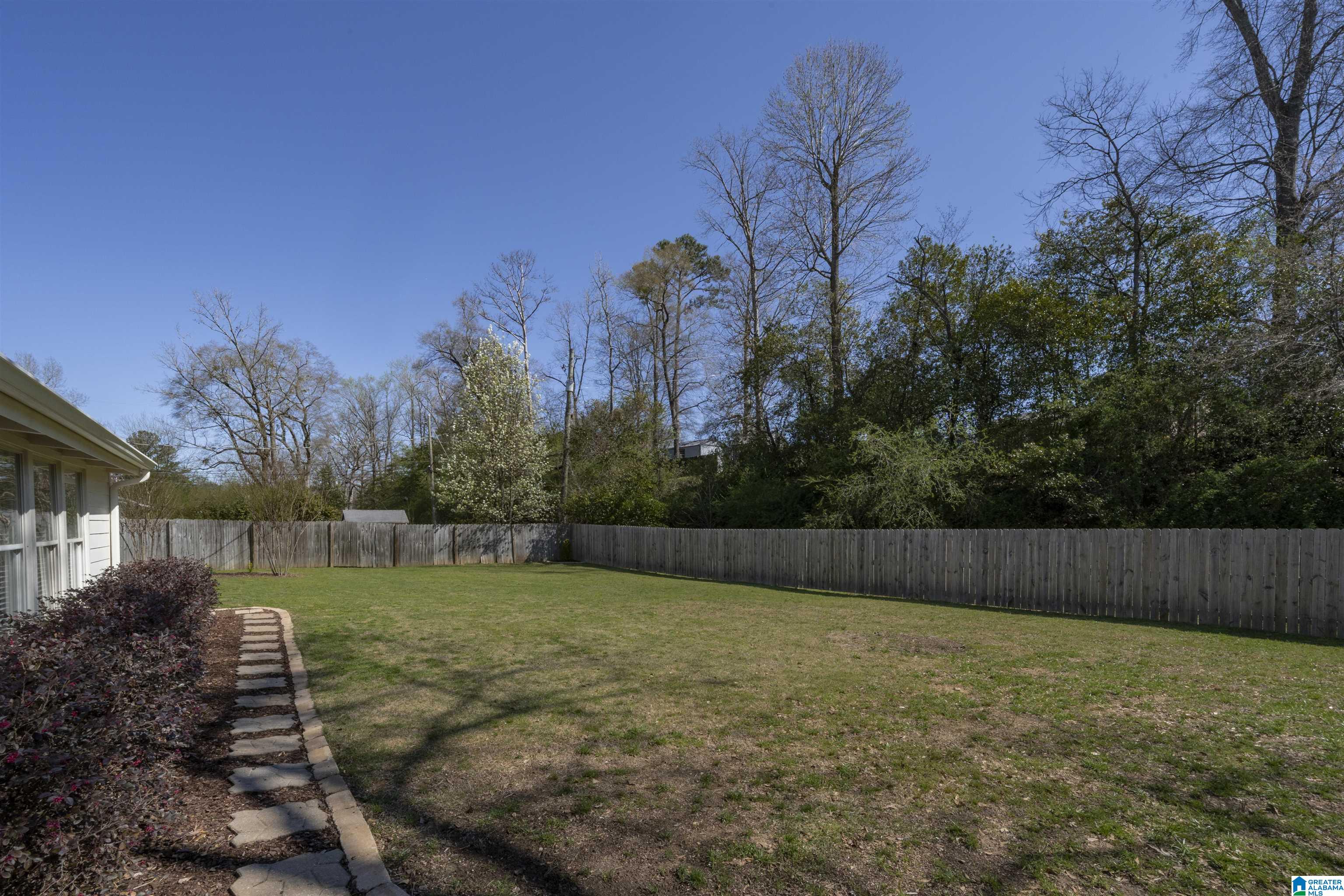 4025 Dolly Ridge Road Birmingham, AL 35243 - Photo 43 of 47