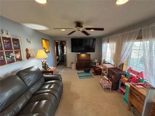 $249,500 | 14461 East Bb Highway, Nevada, MO 64772