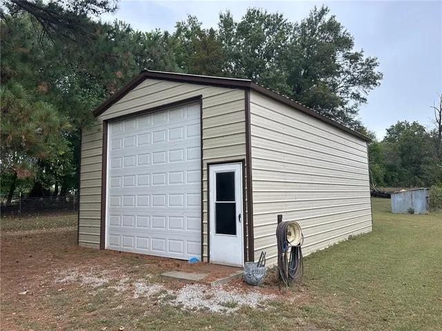 $249,500 | 14461 East Bb Highway, Nevada, MO 64772