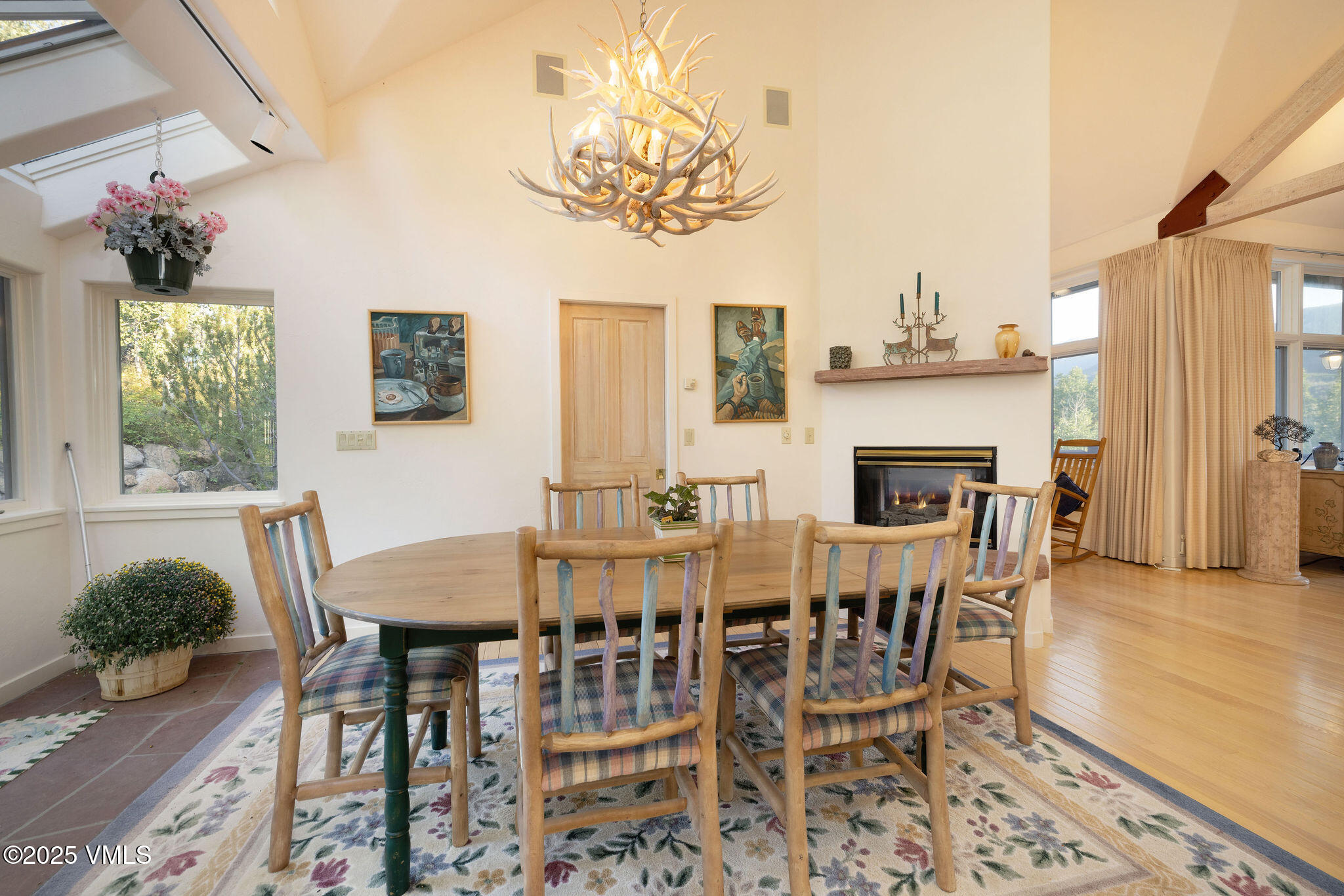 40 Holy Cross Drive Edwards, CO 81632 - Photo 13 of 26 2508_40_holy_cross_dr_interior_dining_a