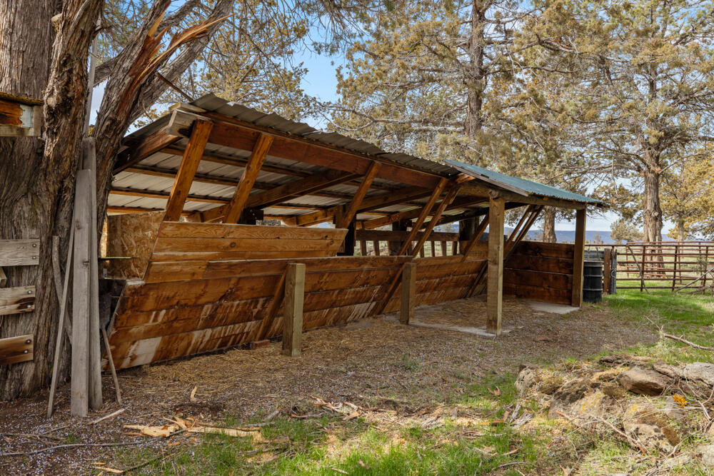 47477 Gerber Road Bonanza, OR 97623 - Photo 26 of 63 47477GerberRd-62