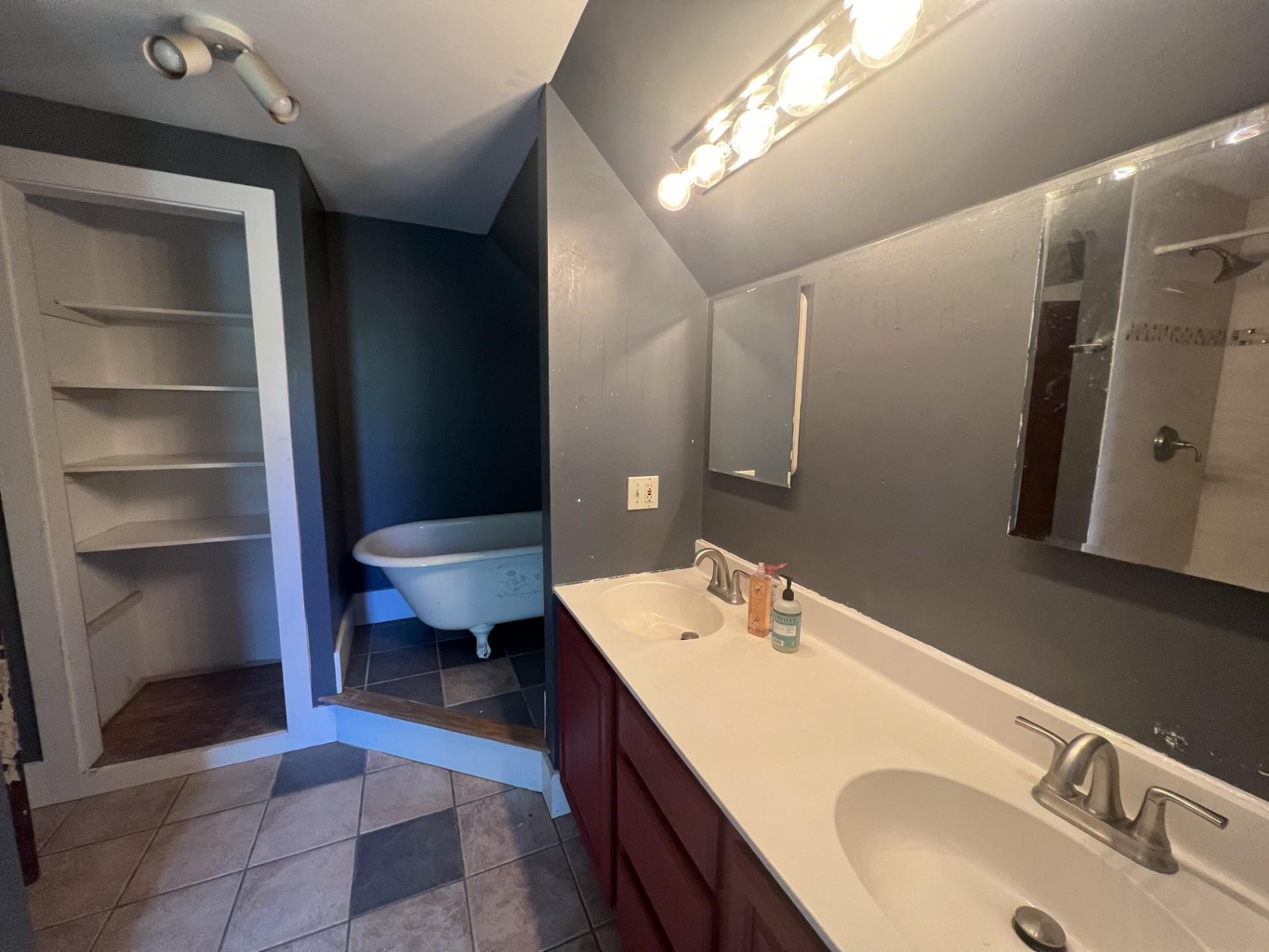 58 Russell Street Keene, NH 03431 - Photo 17 of 20 Gallery Image 17